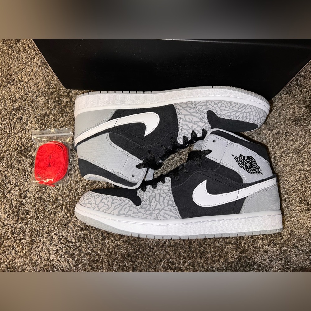 Air Jordan 1 Mid - Elephant Print